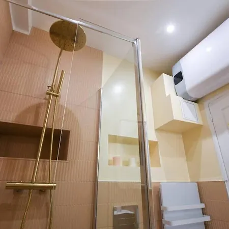 Bel Pour 6 Personnes Proche Champs Elysees Apartment