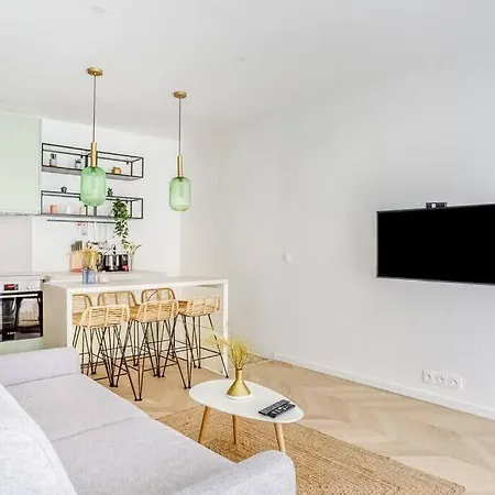 Bel Pour 6 Personnes Proche Champs Elysees Apartment *