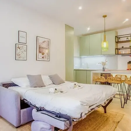 Apartment Bel Pour 6 Personnes Proche Champs Elysees